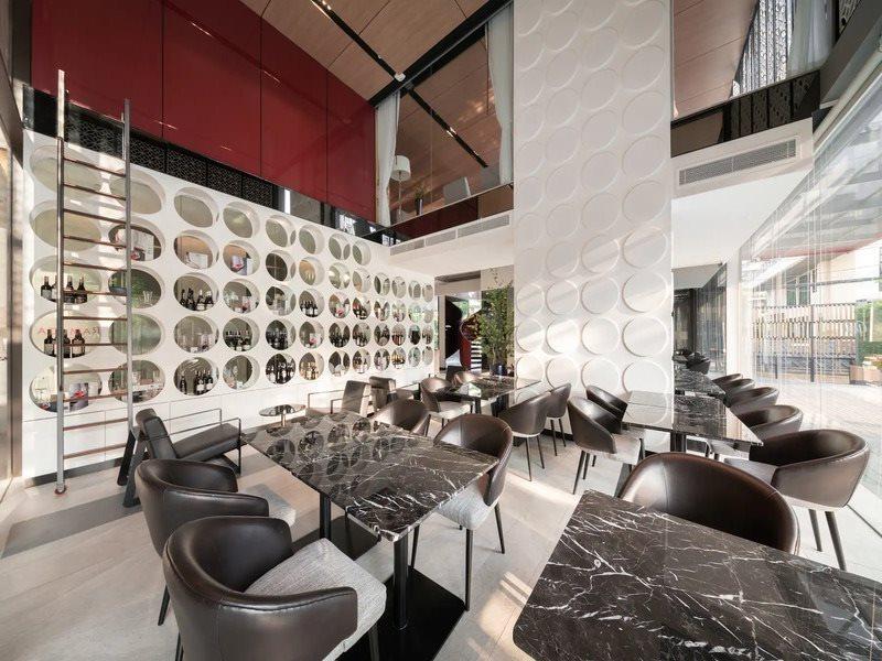 Ramada By Wyndham Bangkok Sukhumvit 87 Hotel Buitenkant foto