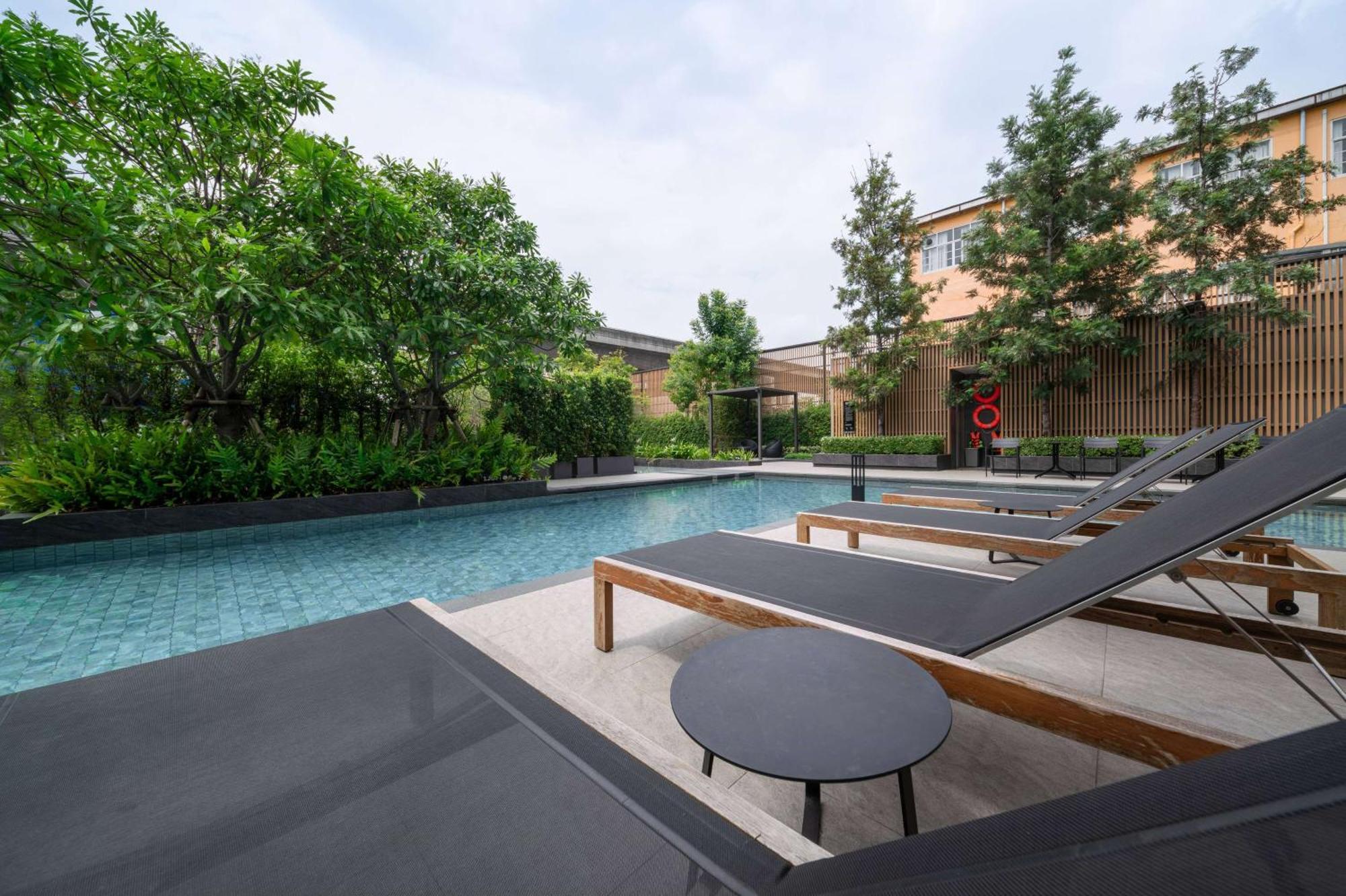 Ramada By Wyndham Bangkok Sukhumvit 87 Hotel Buitenkant foto