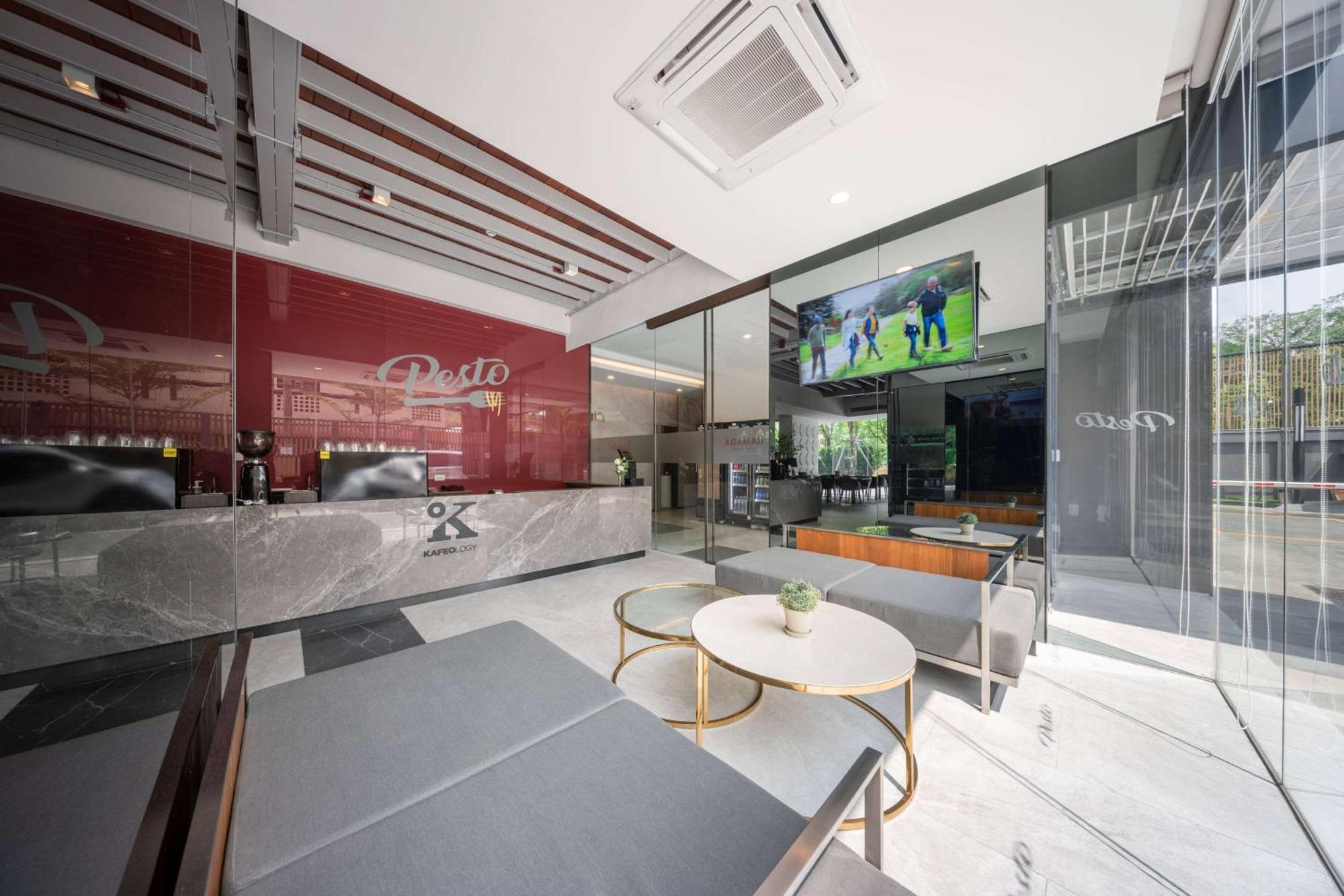 Ramada By Wyndham Bangkok Sukhumvit 87 Hotel Buitenkant foto