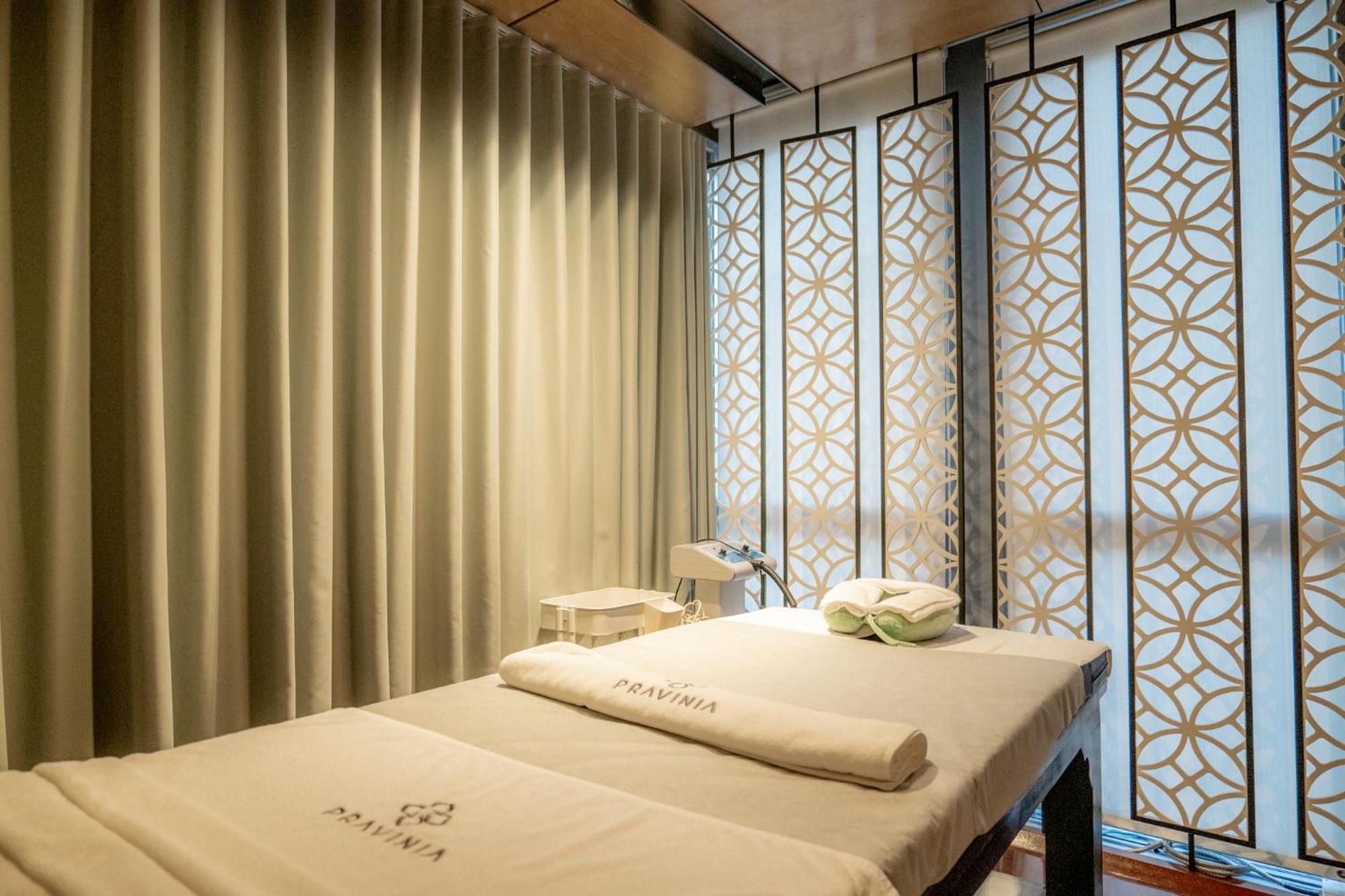 Ramada By Wyndham Bangkok Sukhumvit 87 Hotel Buitenkant foto